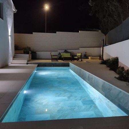 Apto. El Pozo De Las Nieves Con Piscina Cobisa Bagian luar foto